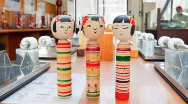 こけし絵付け体験